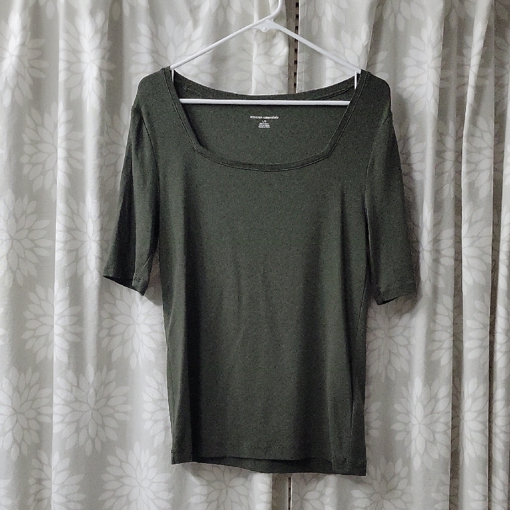 Half Sleeve, Square Neck Top
